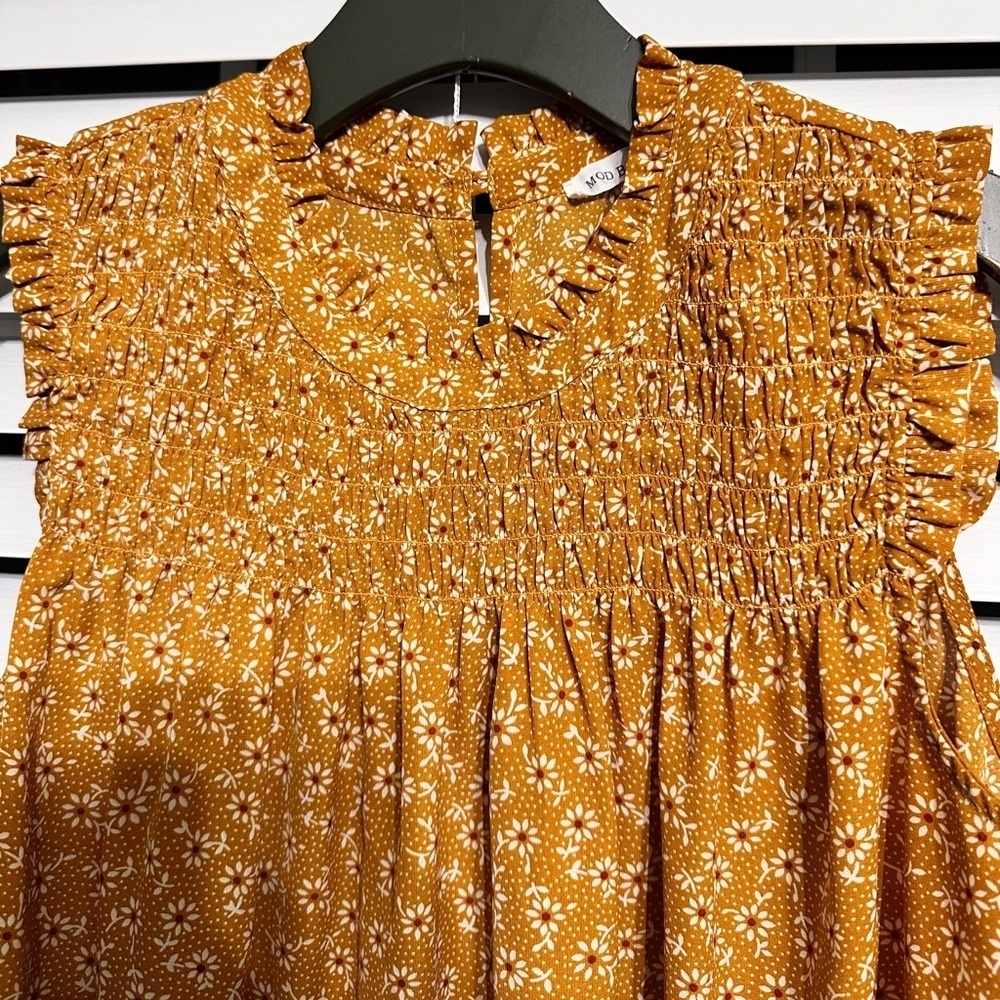 🛍️ Mod Boutique Super cute Top Size Large - Picture 2 of 7